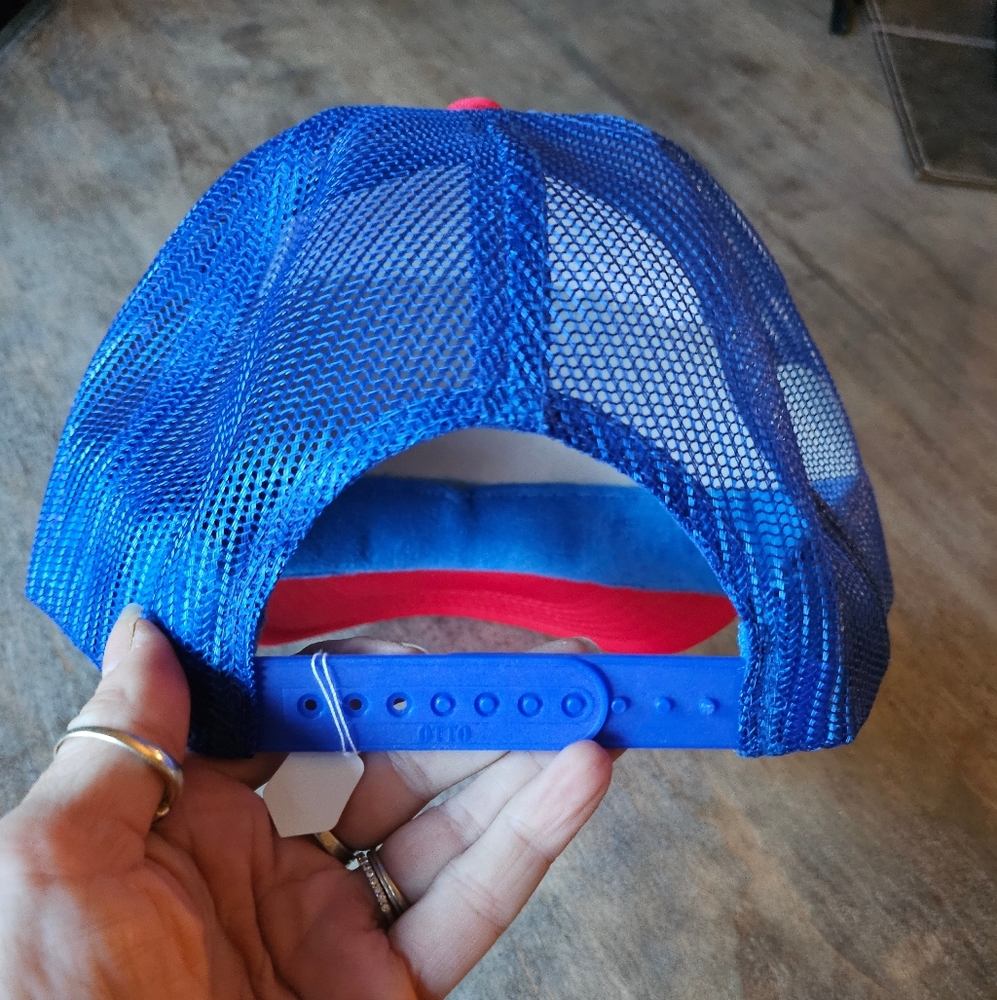 NWT RED Custom Trump trucker hat - Picture 2 of 2